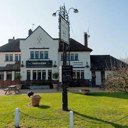 The Shepherd At Langham Boxted  Exterior foto