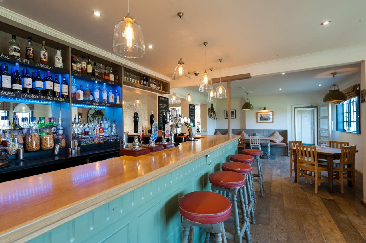 The Shepherd At Langham Boxted  Exterior foto