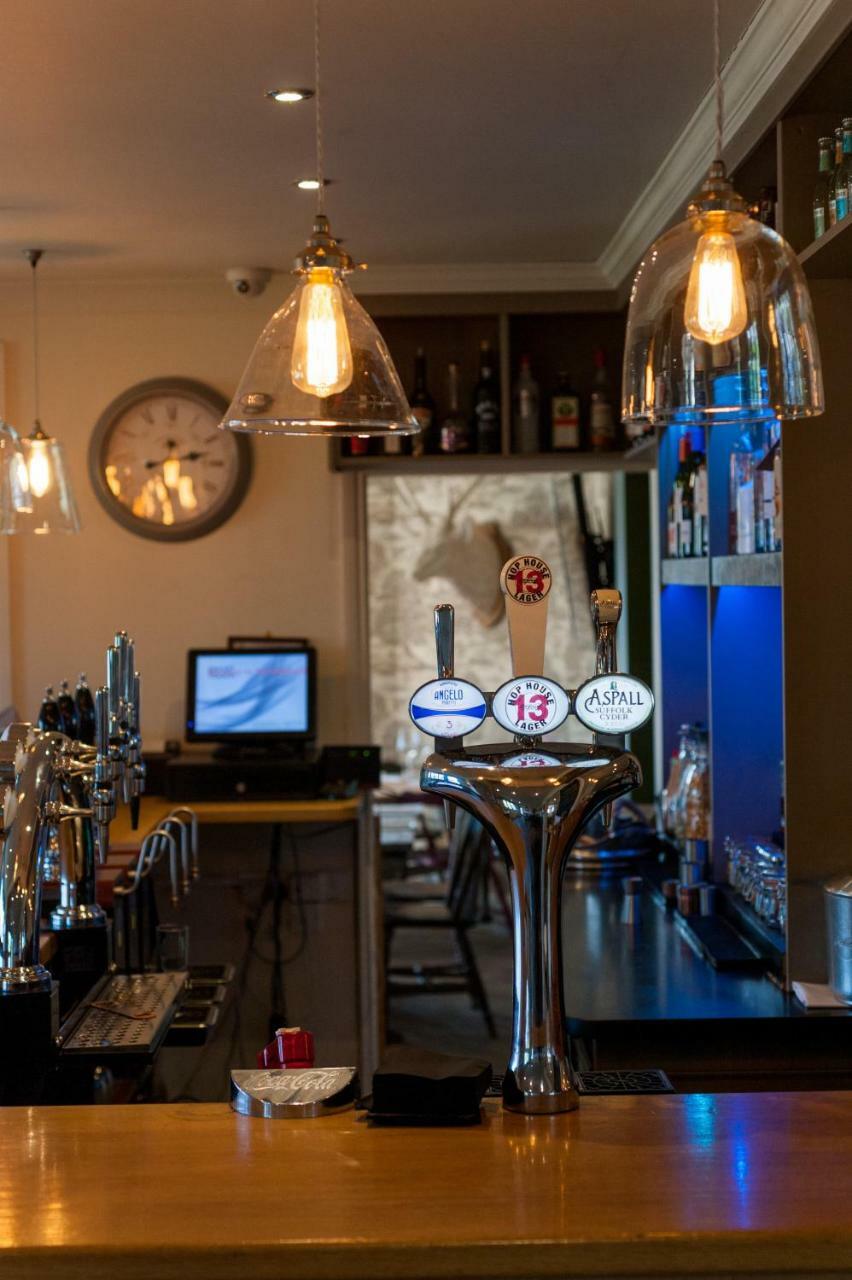 The Shepherd At Langham Boxted  Exterior foto